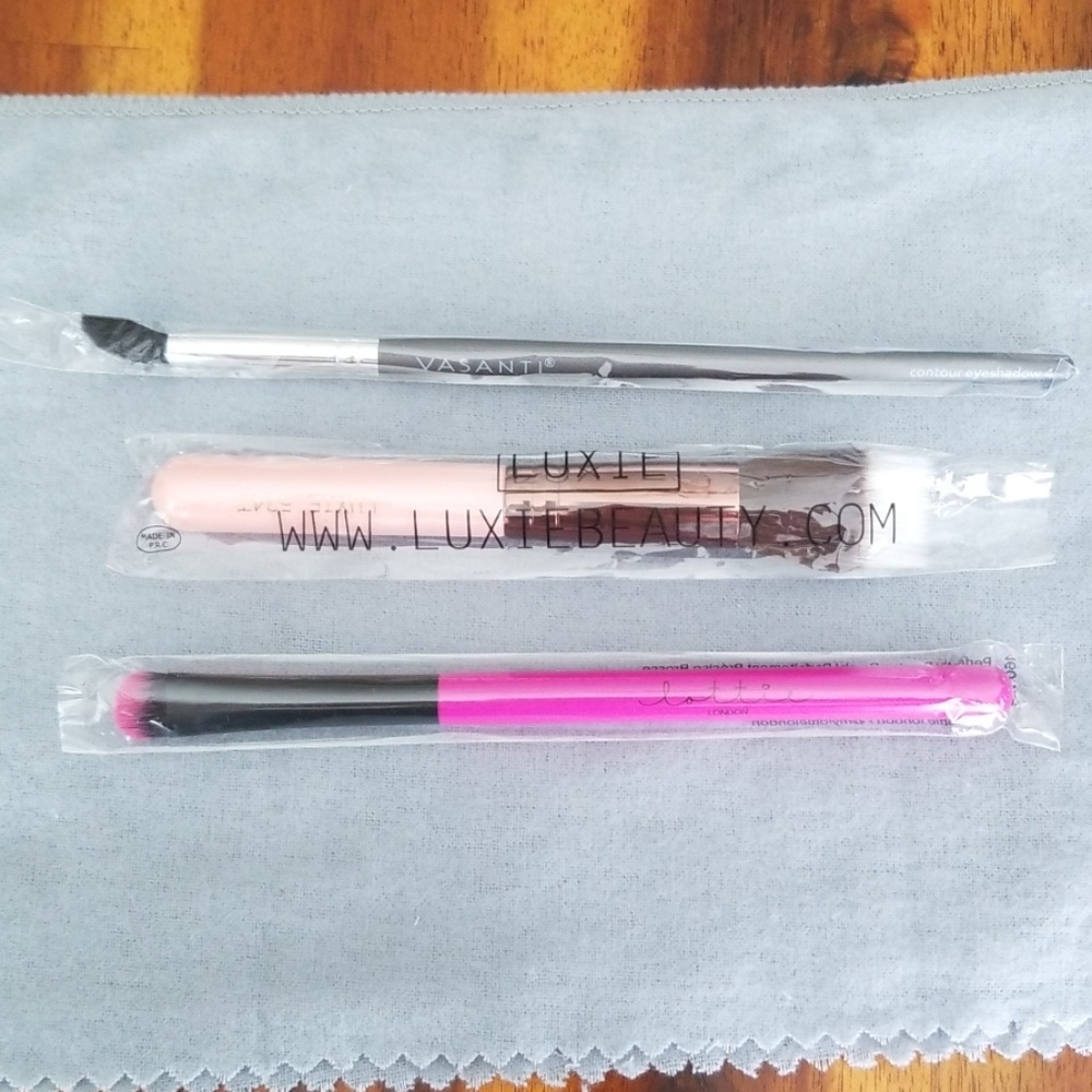 Brand New Makeup Brush Lot